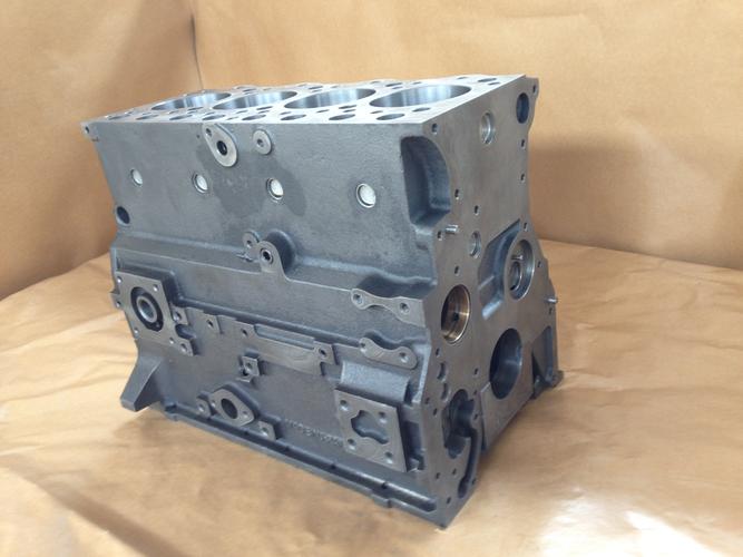 厂家直销工程机械配件4d95发动机缸体 适用于小松发动机替代件