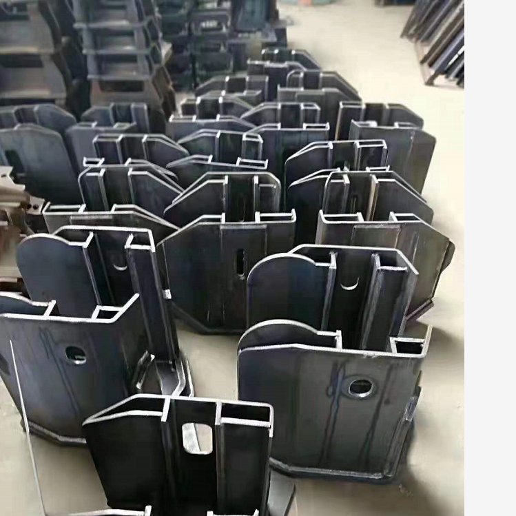 销售工程机械配件引导轮支架 卡特挖掘机护链架